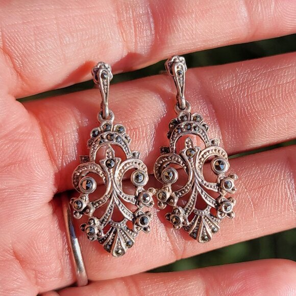 Vintage 925 sterling silver Art Deco ornate marcasite adorned unique earrings - Picture 9 of 16